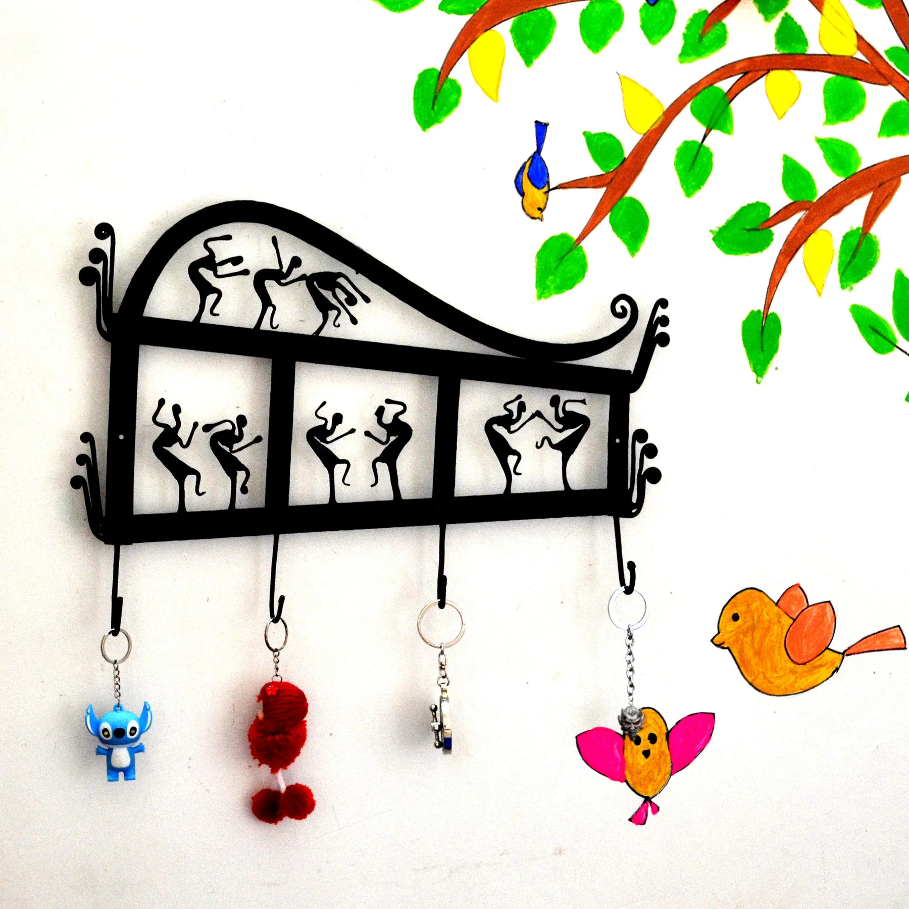WIH006_0_1800x1800 Wrought Iron 5 Hook Tribal Key Chain Holder - Image 1