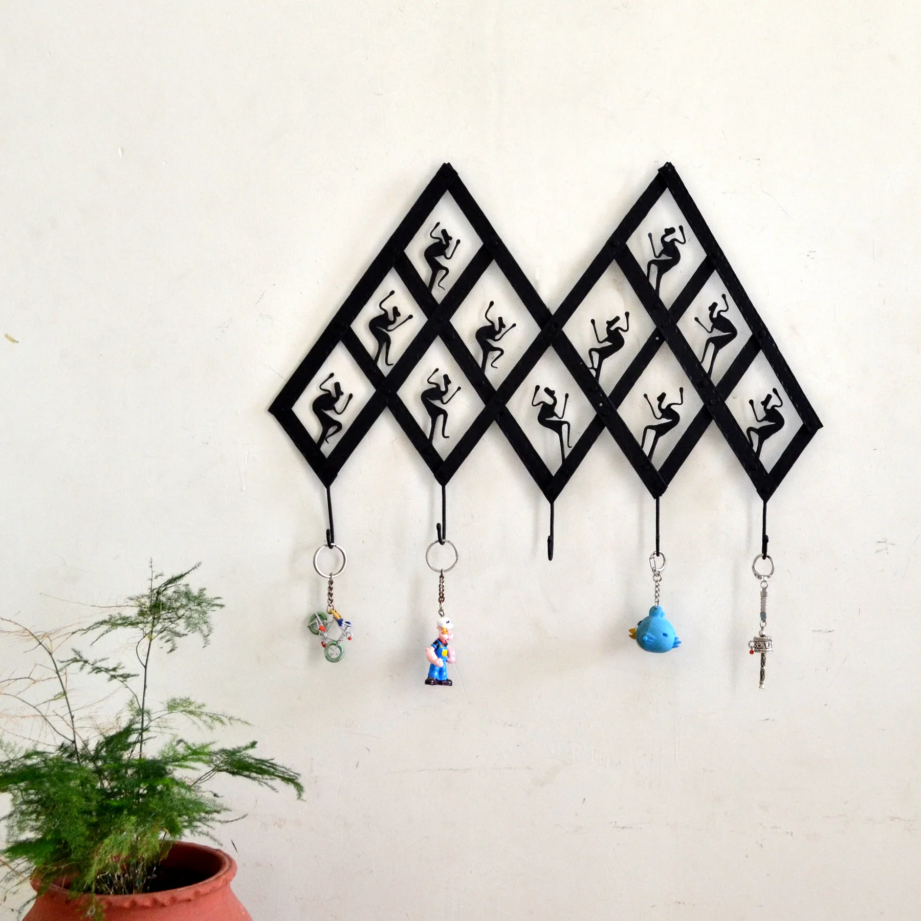 WIH024_0_1800x1800 Wrought Iron Abstract Tribal 5 Hook Keychain Holder - Image 1